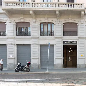 Appartement In The Heart Of Milano!