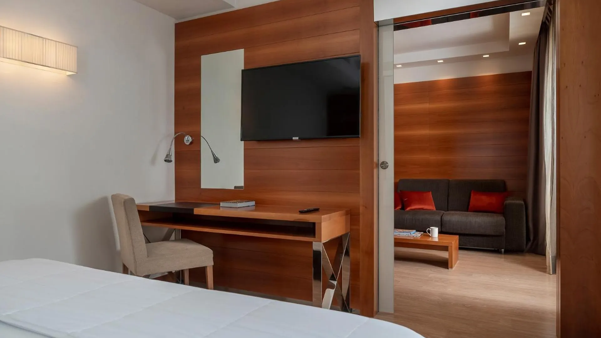 Hotel Corallo Riccione 4*,
